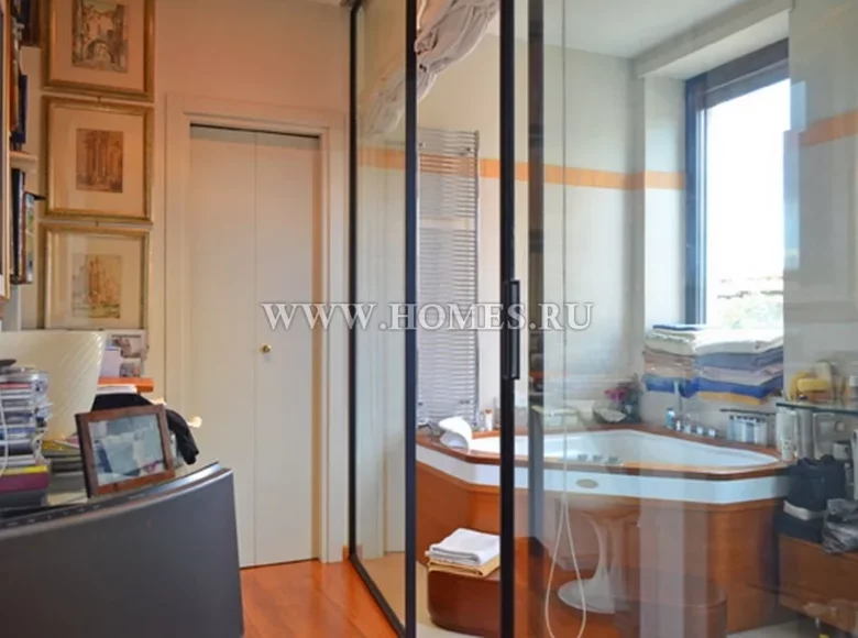 2-Schlafzimmer-Penthouse 270 m² Roma Capitale, Italien
