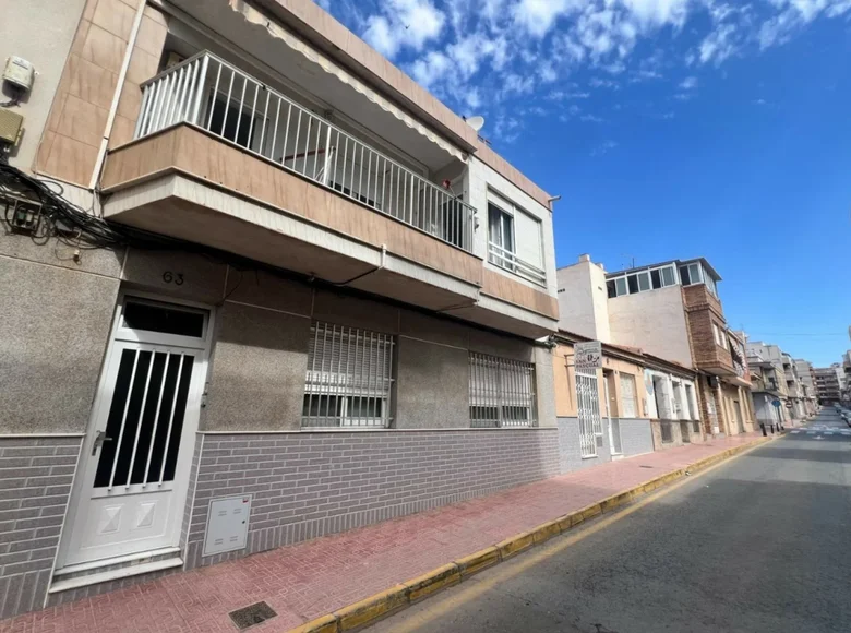 4 bedroom apartment 186 m² Torrevieja, Spain