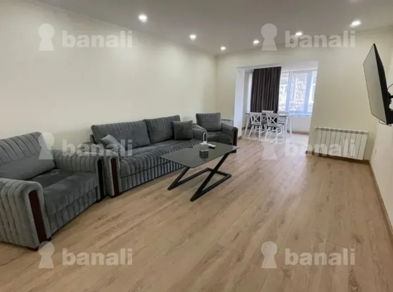 Apartamento 3 habitaciones 85 m² Ereván, Armenia