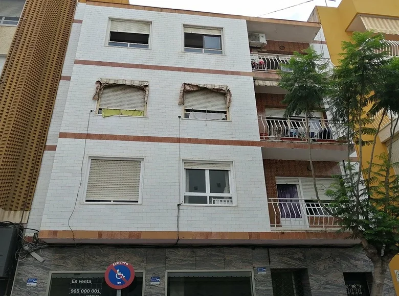 Квартира 4 спальни 125 м² Торревьеха, Испания