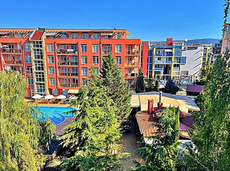 Mieszkanie 3 pokoi 56 m² Nesebyr, Bułgaria
