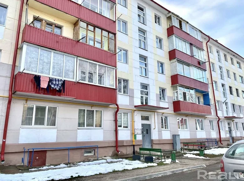 Mieszkanie 2 pokoi 47 m² Osipowicze, Białoruś