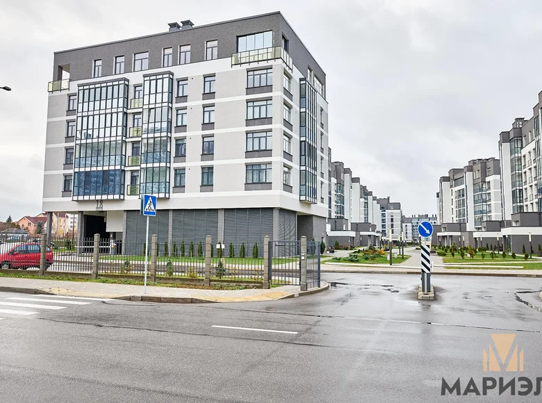 Mieszkanie 2 pokoi 89 m² Mińsk, Białoruś