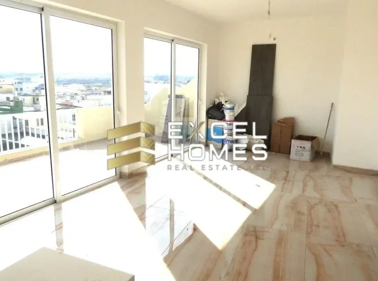 Penthouse 3 bedrooms  Qormi, Malta