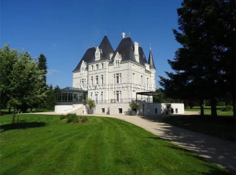Замок 5 спален 900 м² Франция, Франция