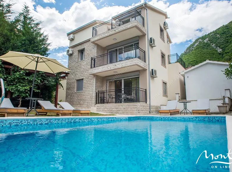 6-Schlafzimmer-Villa 350 m² Stoliv, Montenegro