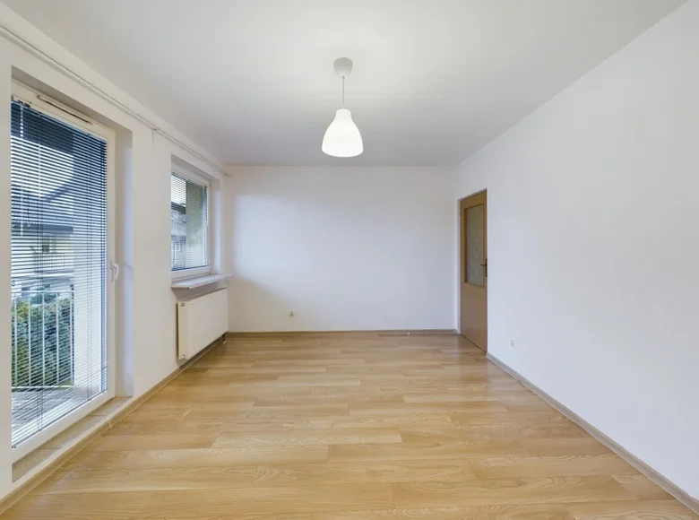 Mieszkanie 2 pokoi 45 m² Kraków, Polska