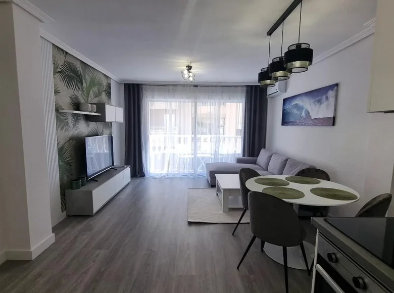 2 bedroom apartment  Torrevieja, Spain