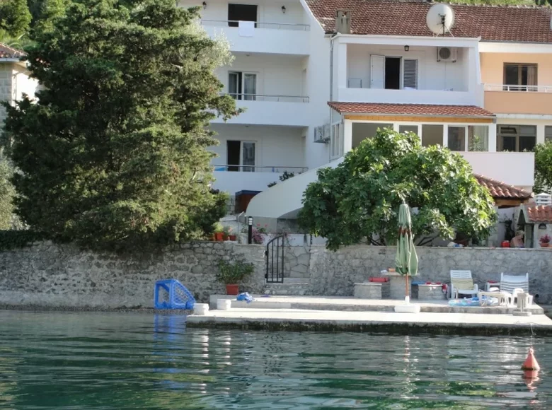 5 room house 288 m² Kotor, Montenegro