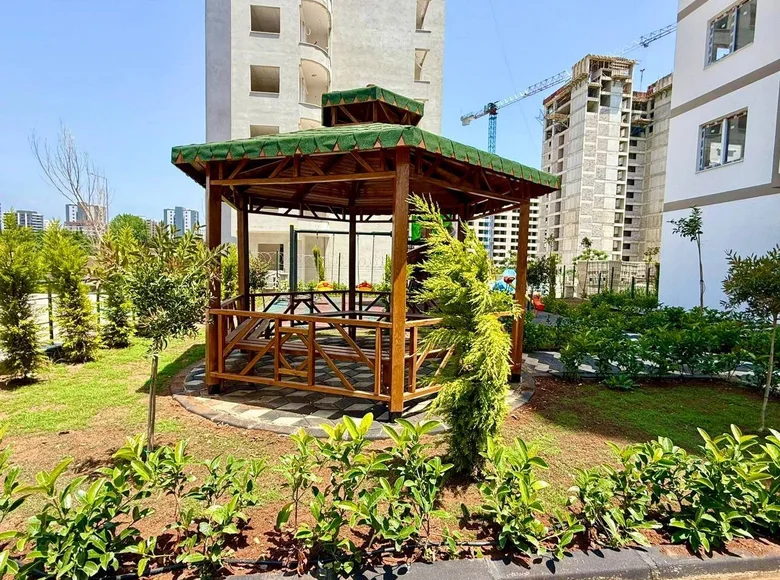 Квартира 3 комнаты 75 м² Мезитли, Турция