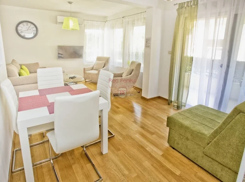 Wohnung 54 m² Dobrota, Montenegro