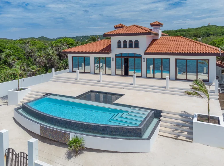 Дом 3 спальни 251 м² Roatan, Гондурас