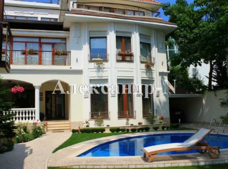 6 room house 500 m² Odessa, Ukraine