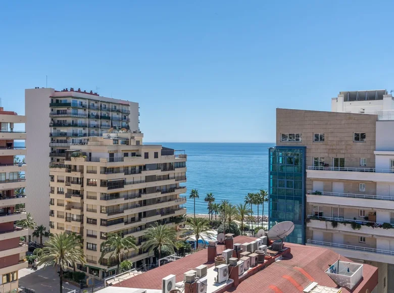 5 bedroom apartment 210 m² San Pedro Alcantara, Spain