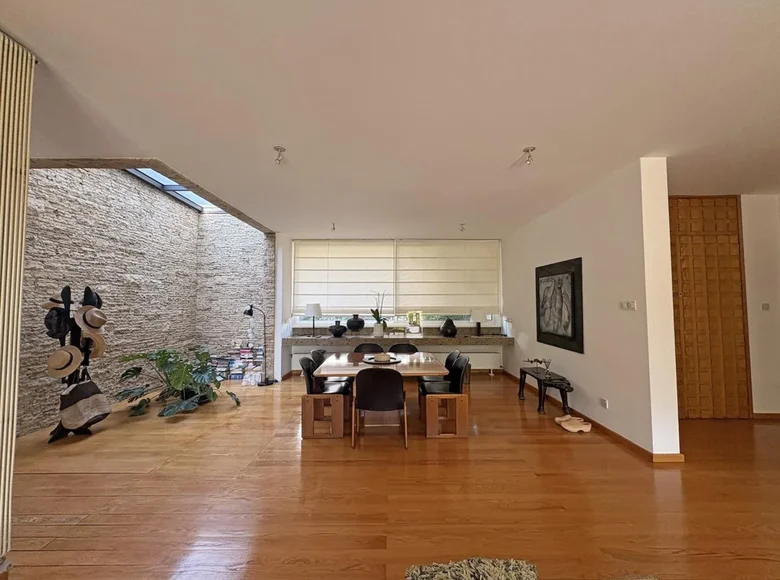 Maison 2 chambres 280 m² Strovolos, Chypre