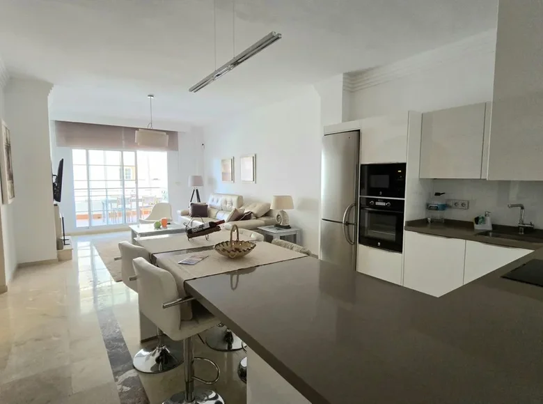 Mieszkanie 3 pokoi 139 m² San Pedro Alcantara, Hiszpania
