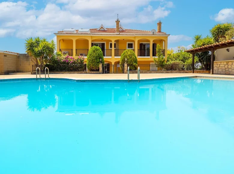 Villa de 4 habitaciones 363 m² Municipio de Germasogeia, Chipre