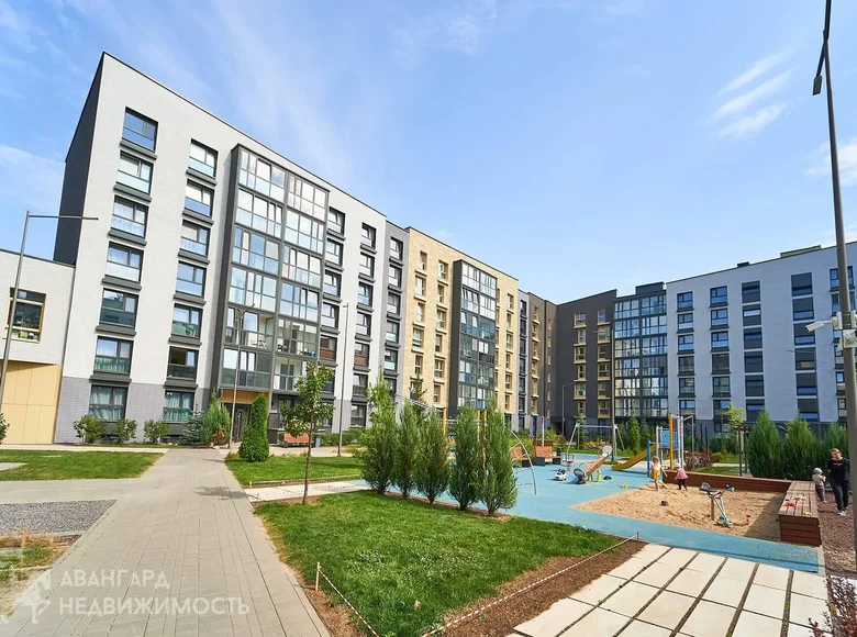 Квартира 5 комнат 123 м² Ратомка, Беларусь