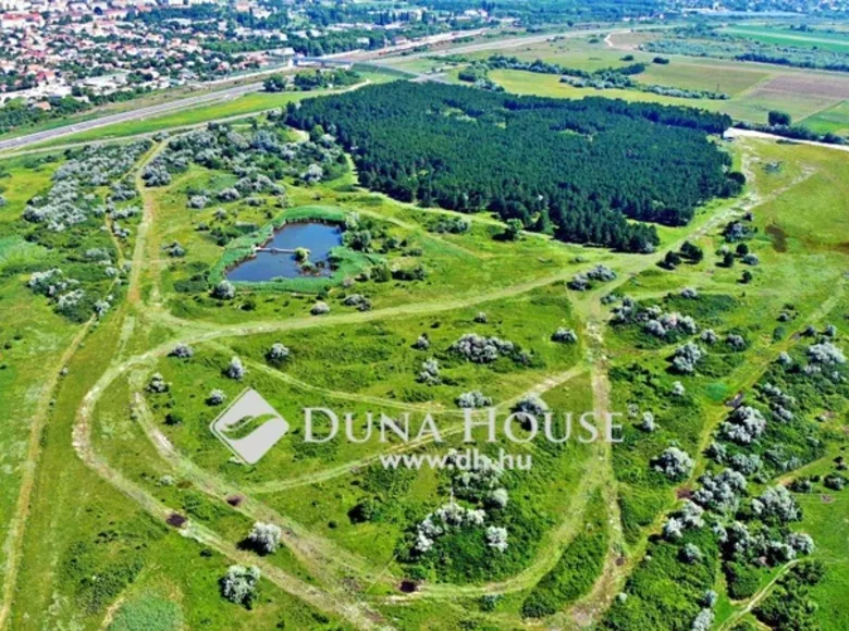 Grundstück 380 250 m² Petfuerdo, Ungarn