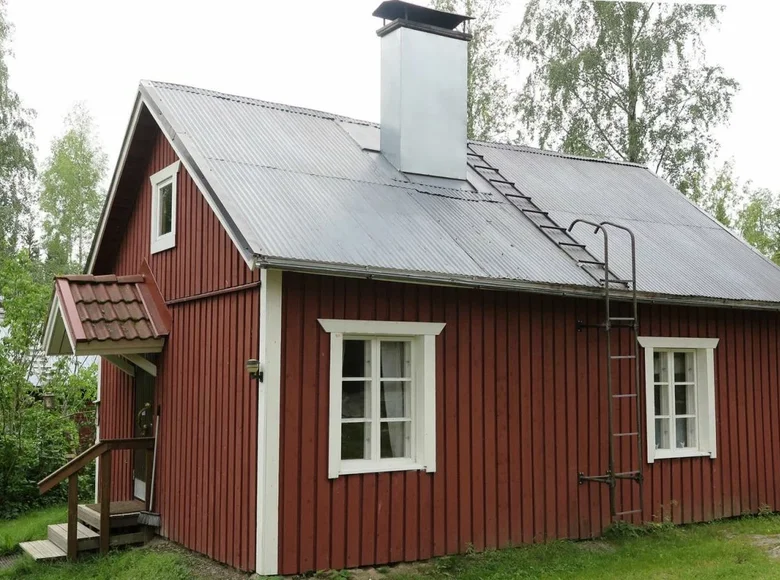 1 room Cottage for sale in Kuopio, Finland for €25,000 listing 118271