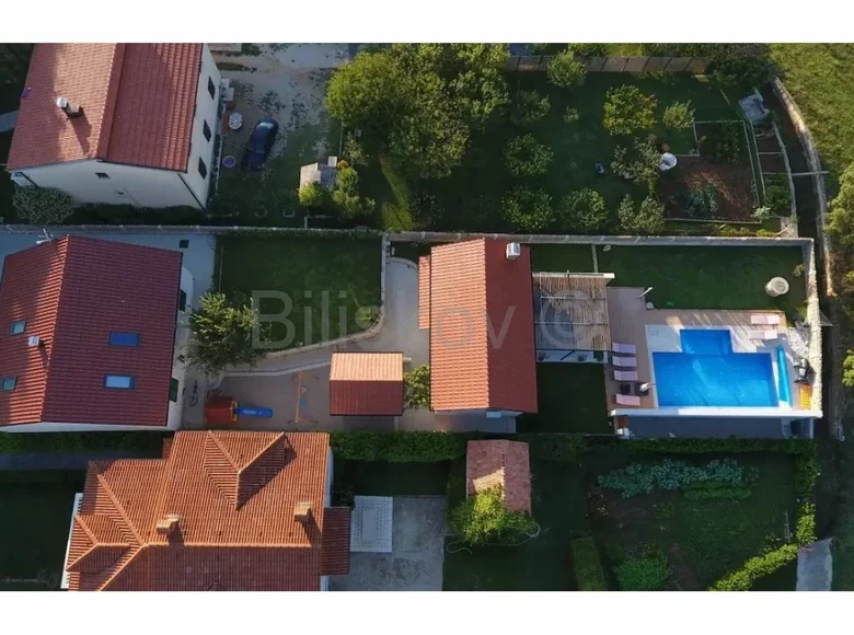 Casa 6 habitaciones 180 m² Donji Prolozac, Croacia