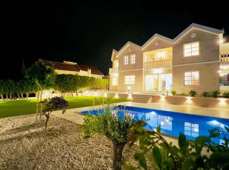 Casa 5 habitaciones  Limassol Municipality, Chipre