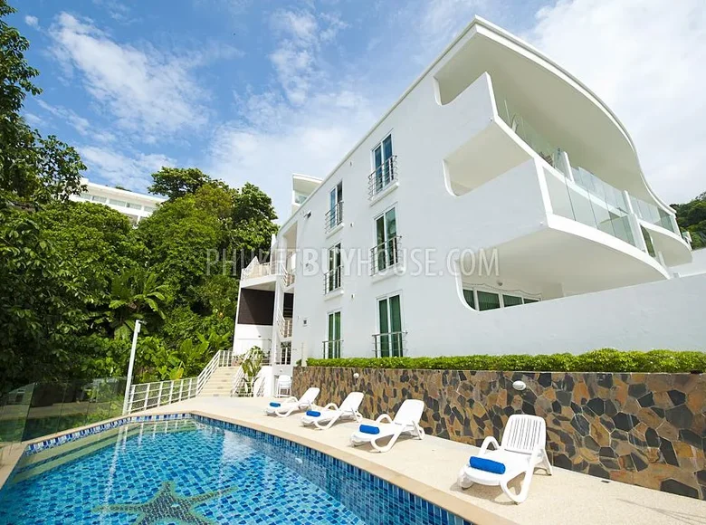 Mieszkanie 2 pokoi 93 m² Karon, Tajlandia
