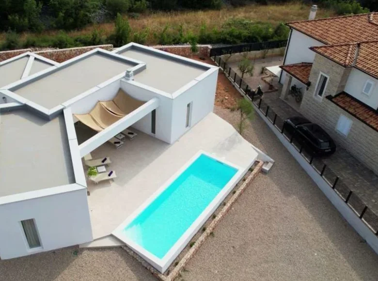 3 bedroom villa 135 m² Mjesni odbor Poganka - Sveti Anton, Croatia