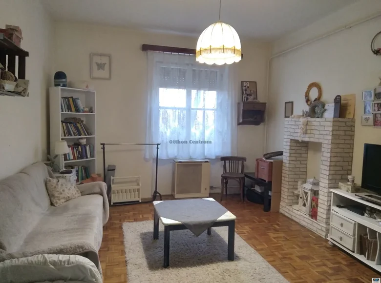 Mieszkanie 2 pokoi 54 m² Labatlan, Węgry