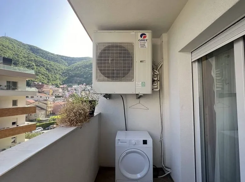 Wohnung 3 Schlafzimmer 88 m² Budva, Montenegro