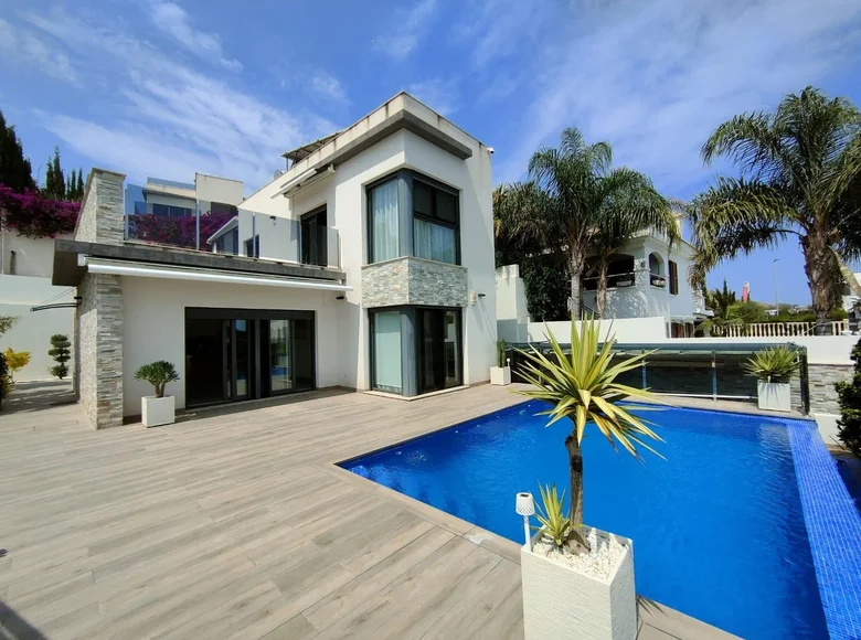 4 bedroom house  Finestrat, Spain