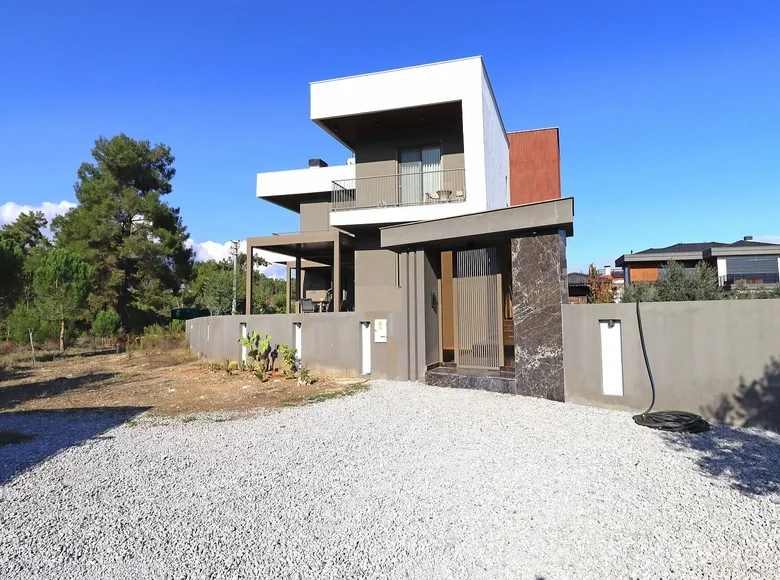 Villa de 5 pièces 250 m² Doesemealti, Turquie