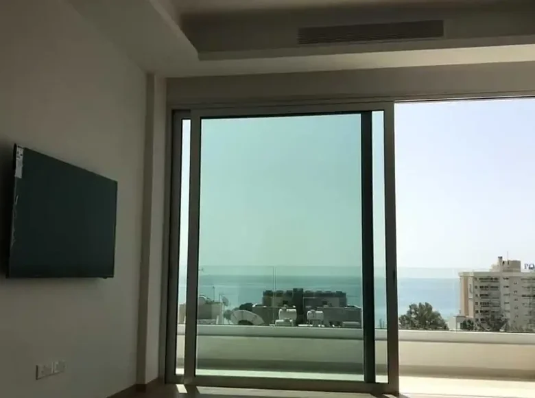 2 bedroom apartment  koinoteta agiou tychona, Cyprus