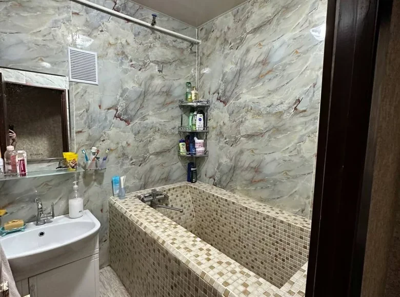 Kvartira 4 xonalar 82 m² Toshkentda