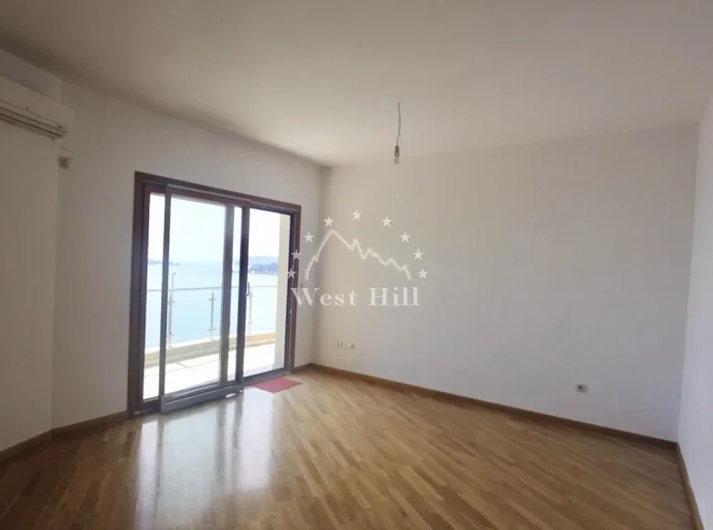 Apartamento 2 habitaciones 92 m² Rafailovici, Montenegro