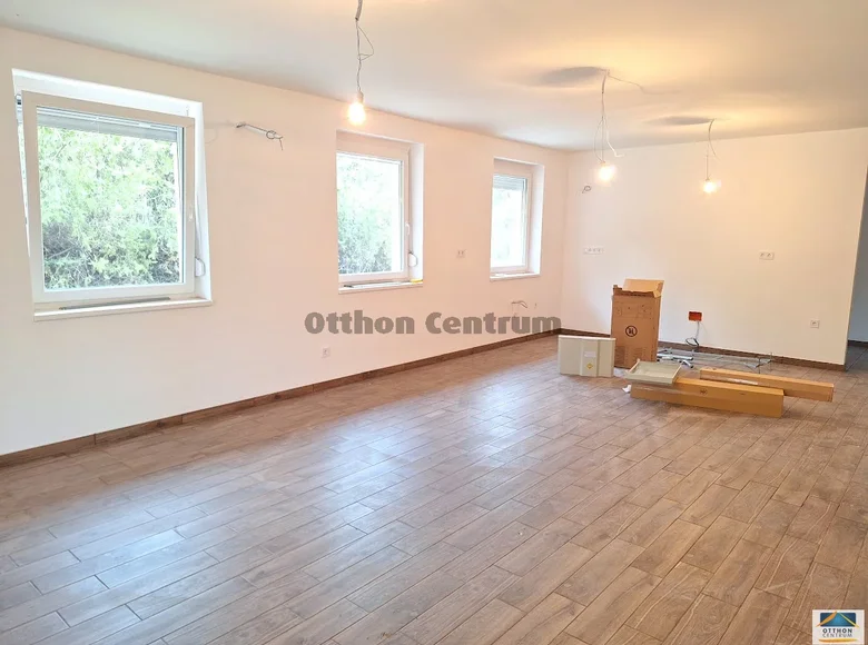 Dom 5 pokojów 139 m² Veresegyhaz, Węgry