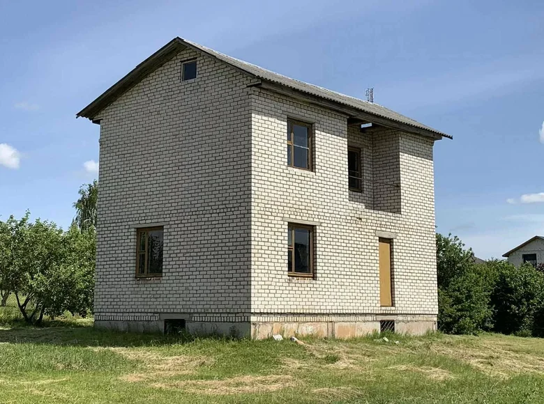 House 96 m² Pyatryshki, Belarus