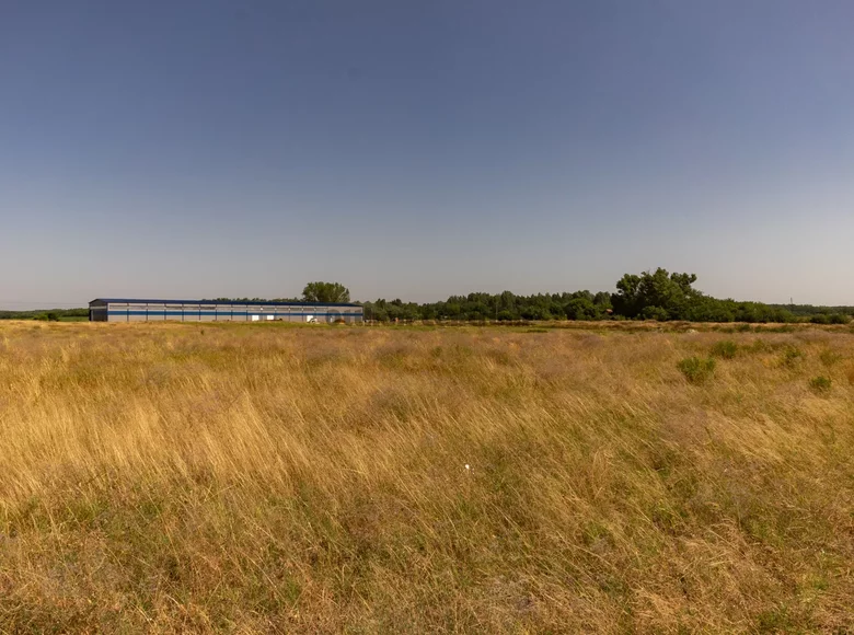 Land 20 000 m² Ocsa, Hungary