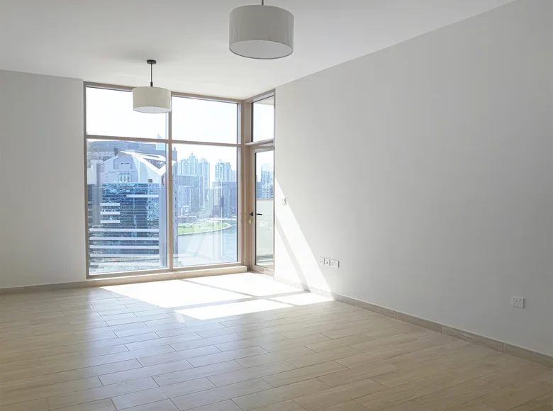 Квартира 2 спальни 102 м² Дубай, ОАЭ