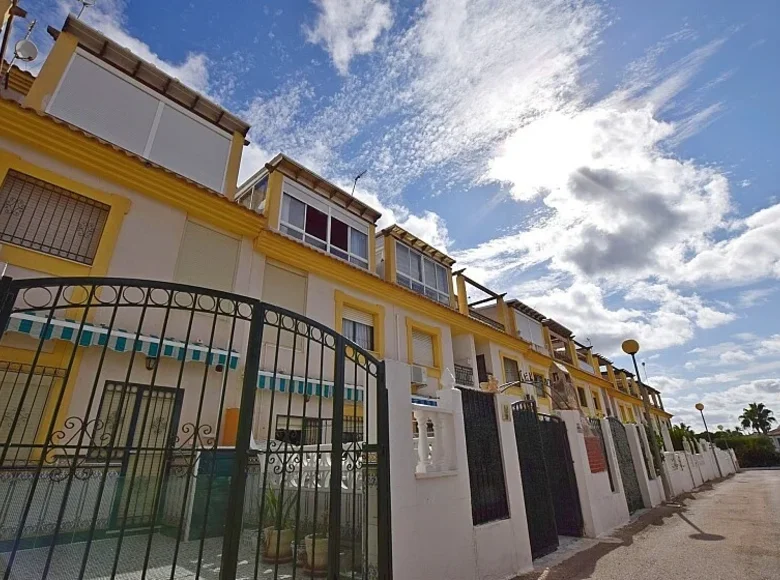 Townhouse 4 bedrooms 102 m² Orihuela, Spain