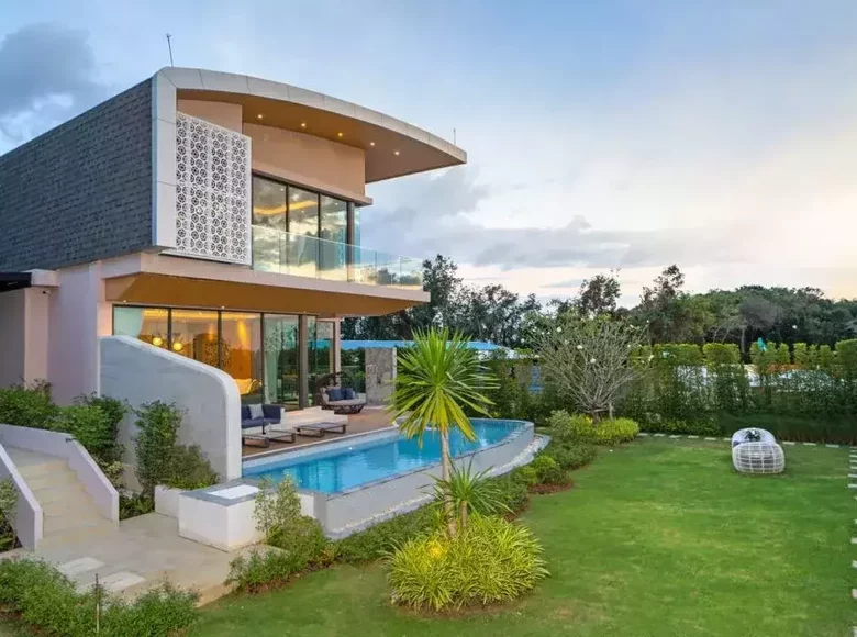 3 bedroom villa 287 m² Phuket, Thailand