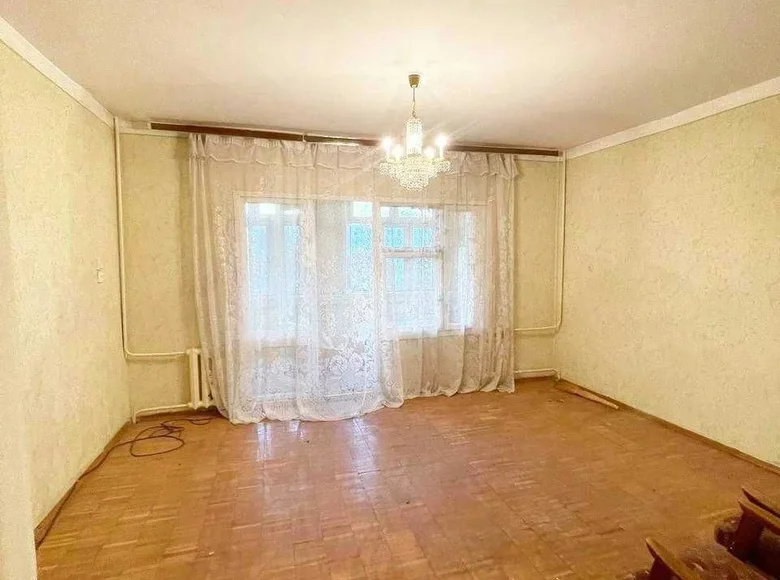 Kvartira 3 xonalar 73 m² Toshkentda