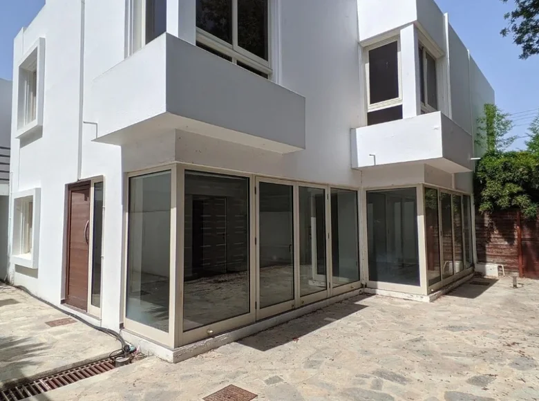 Casa 5 habitaciones 127 m² Strovolos, Chipre