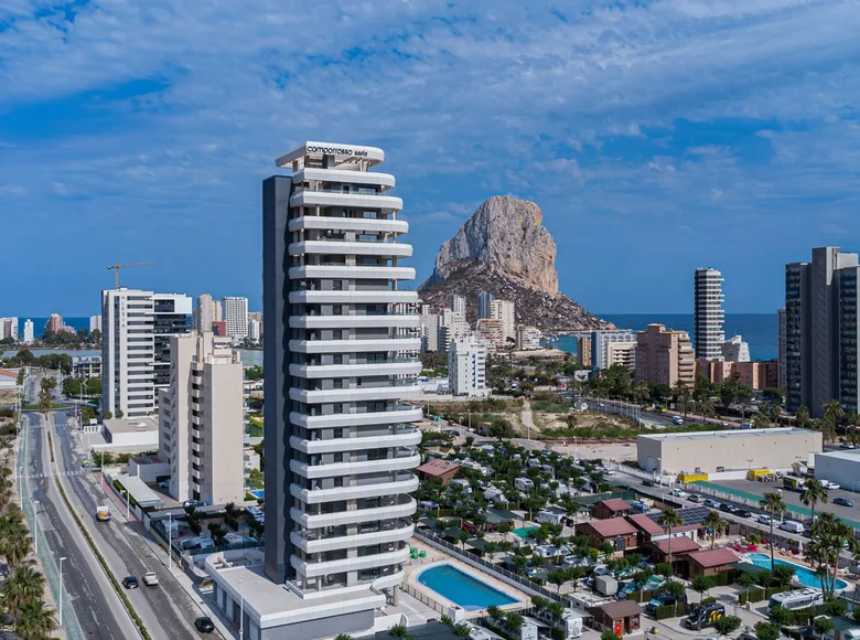 Mieszkanie 4 pokoi 116 m² Calp, Hiszpania