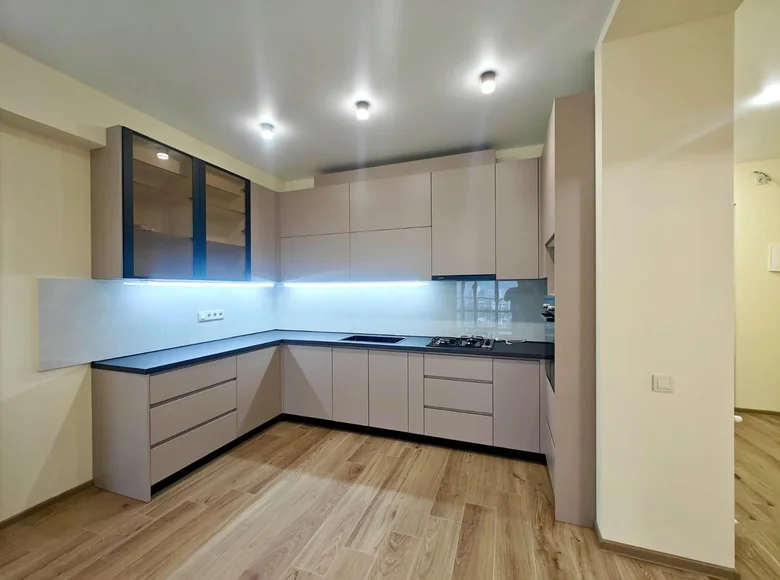 Mieszkanie 3 pokoi 83 m² Tbilisi, Gruzja