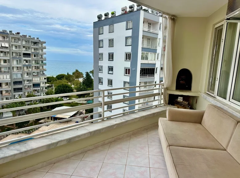 Mieszkanie 3 pokoi 110 m² Mezitli, Turcja