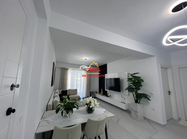 Wohnung 2 zimmer 76 m² Bashkia Vlore, Albanien