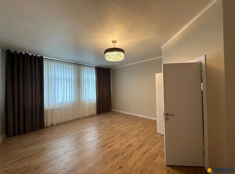 Kvartira 2 xonalar 66 m² Toshkentda