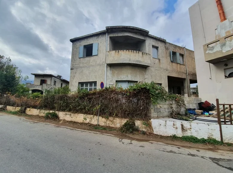 Commercial property 511 m² in Sisi, Greece