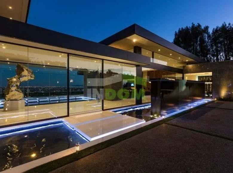 Villa 1 320 m² California, United States